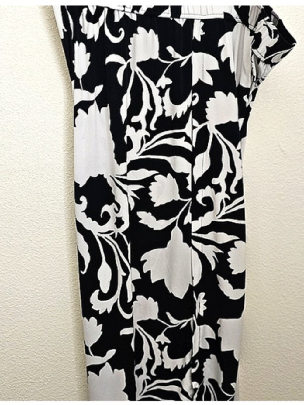Chico's Floral Jersey Crop Wide Leg Pants size 3